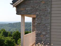 Sumptuous Chalet in Septon with Sauna & Hot Tub