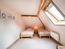 Farmhouse With Hills in Comines-warneton