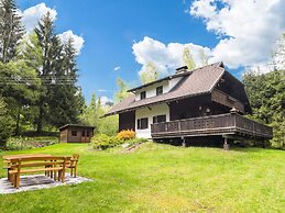 Very Spacious, Detached Holiday Home in Carinthia near Skiing & Lakes