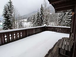 Very Spacious, Detached Holiday Home in Carinthia near Skiing & Lakes