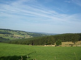 Farmhouse in Basse-bodeux Near Forest