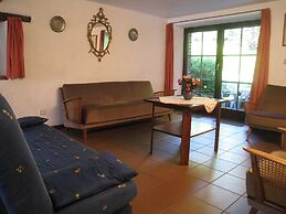 Farmhouse in Basse-bodeux Near Forest