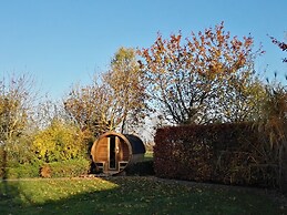 Sun-kissed Villa in Diksmuide With Garden, Sauna