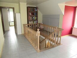 Sun-kissed Villa in Diksmuide With Garden, Sauna