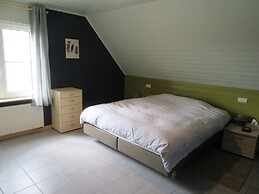 Sun-kissed Villa in Diksmuide With Garden, Sauna