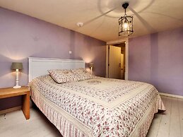 Rustic House With Sunroom