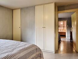 Rustic House With Sunroom