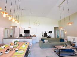 Tasteful Holiday Home in Sijsele-brugge With Garden