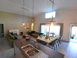 Tasteful Holiday Home in Sijsele-brugge With Garden