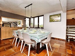 Holiday Home in Virton With Swimming Pool