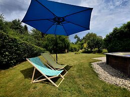 Holiday Home in Virton With Swimming Pool
