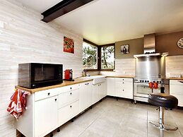 Holiday Home in Virton With Swimming Pool