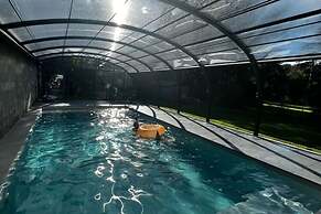 Spacious Farmhouse in Houyet with Hot Tub