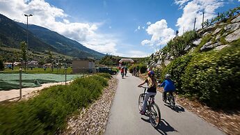Chalet in La Tzoumaz Near Ski Slopes