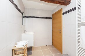 Luxurious Holiday Home in Glabbeek With Garden