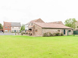 Holiday Home in Glabbeek With Garden