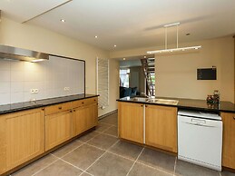 Holiday Home in Glabbeek With Garden