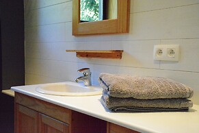 Luxury Pet Friendly Chalet in Bièvre near Forest