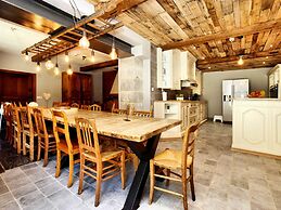 Magnificent Holiday Home in Baronville With Heated Pool & Billiards