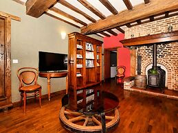 Magnificent Holiday Home in Baronville With Heated Pool & Billiards