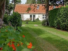 Luxurious Villa Near the Beach