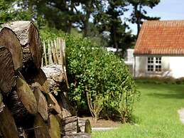 Luxurious Villa Near the Beach