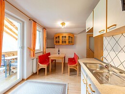 Mountain View Apartment in Strengen near Ski Bus