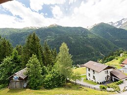 Mountain View Apartment in Strengen near Ski Bus