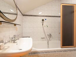 Mountain View Apartment in Strengen near Ski Bus