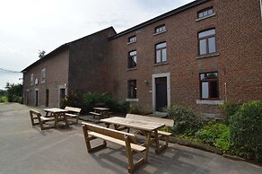 Farm Stay With Sauna, Teuven