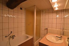 Farm Stay With Sauna, Teuven