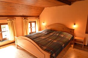 Farm Stay With Sauna, Teuven