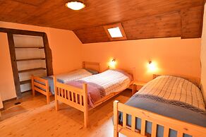 Farm Stay With Sauna, Teuven