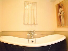 Holiday Home in Bitvre Near Town Center