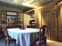 Holiday Home in Bitvre Near Town Center