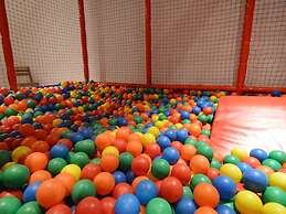 Holiday Home in Bitvre Near Town Center