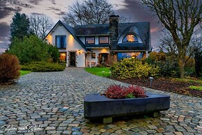 Elegant Villa in Stavelot With Fitness and Playroom and an Incredible 