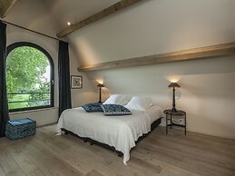 Luxurious Mansion in Sint-laureins Near Forest