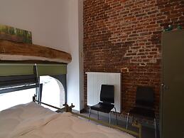 A Cosy Vintage Loft to Discover, Ideal for Exploring the Region by Bik