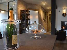 Apartment in Spa Near Town Center