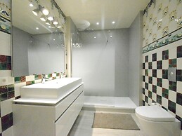 Child Friendly Holiday Home in Bouillon near River