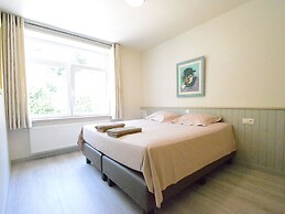 Child Friendly Holiday Home in Bouillon near River