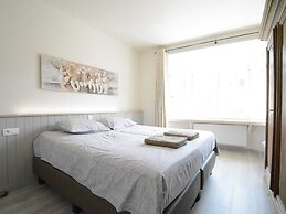 Child Friendly Holiday Home in Bouillon near River