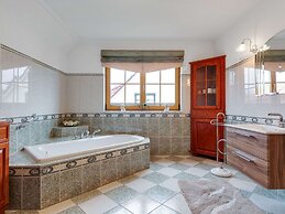 Apartment in Kuehlungsborn With Garden