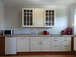 Apartment in Kuehlungsborn With Garden