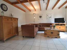 Cosy Fisherman's House, Ideally Located for Coastal Walking and Cyclin
