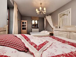 Cozy, Authentic and Quiet House