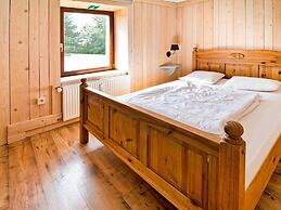 Cozy Holiday Home in Sourbrodt With Private Pool and Sauna