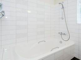 Great Spacious Holiday Home in a Tranquil Holiday