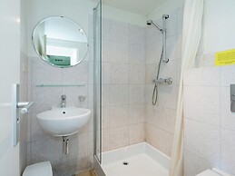 Great Spacious Holiday Home in a Tranquil Holiday